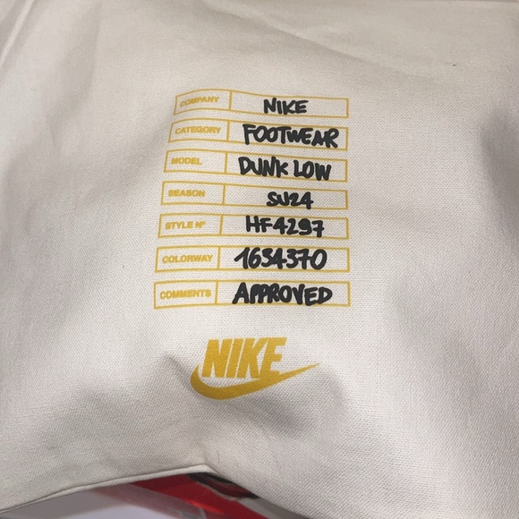 Brand new Nike Low Dunks - Picture 5 of 8